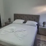 Apartment Megi-rent *