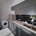 Megi-rent 公寓 *