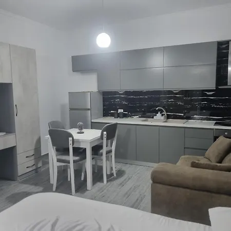 Megi-rent * Vlore