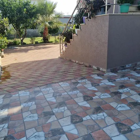 Megi-rent Apartament *
