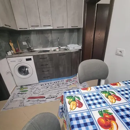 Megi-rent Apartment *